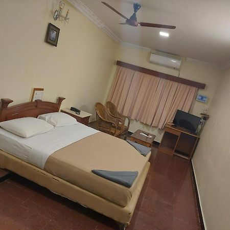 Sea Breeze Beach Resort Mahabalipuram Exterior photo