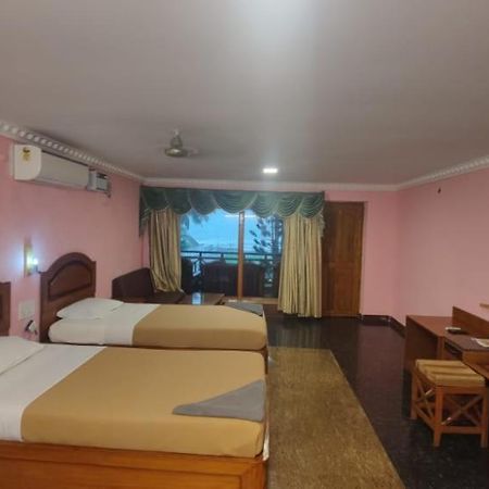 Sea Breeze Beach Resort Mahabalipuram Exterior photo